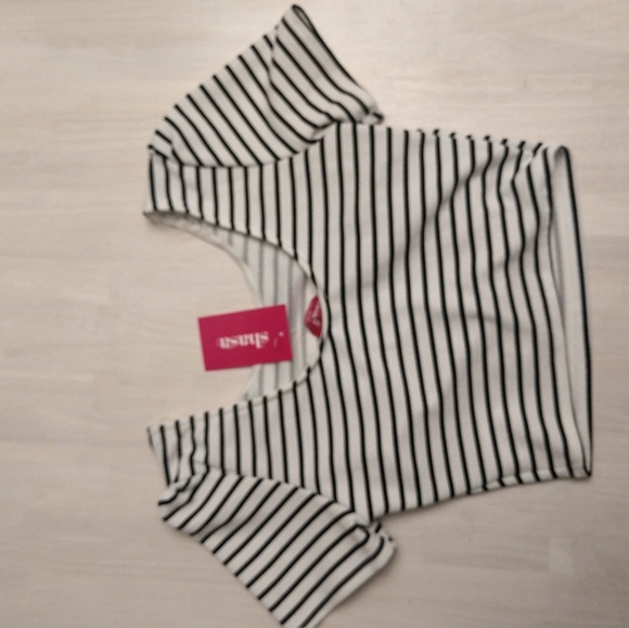 Shasa crop top - Picture 3 of 3